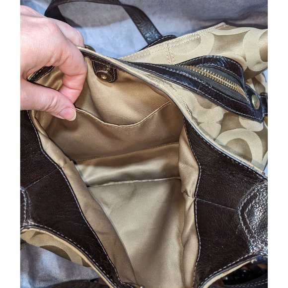 Coach Beige Handbag - Picture 4 of 11